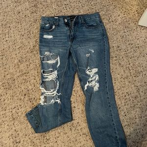 Aeropostale Light Wash Mom Jeans